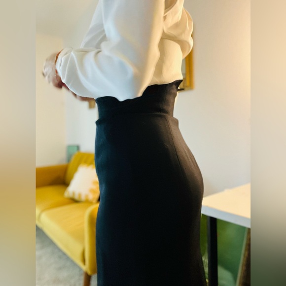 Vintage Midi Black High Waist Skirt Front Zipper Pure Wool Sz 6 - Picture 8 of 12